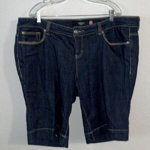 Torrid shorts size 22